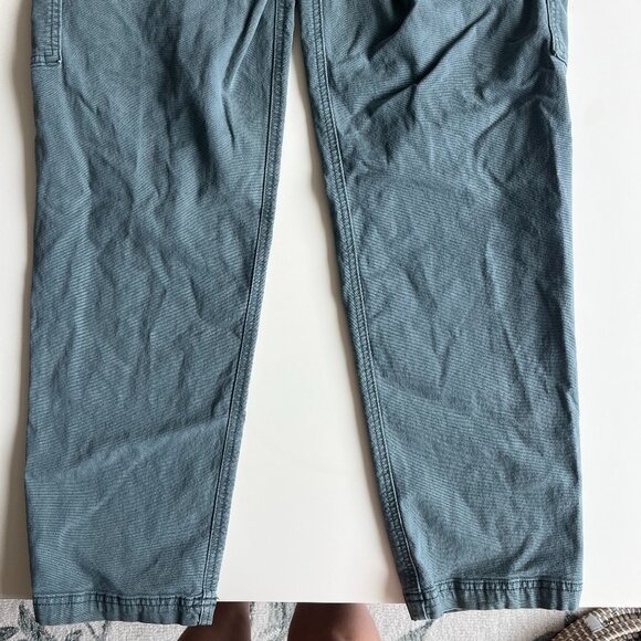 AE Stretch High-Waisted Cargo Pant in Olive (size 8) - Picture 6 of 7